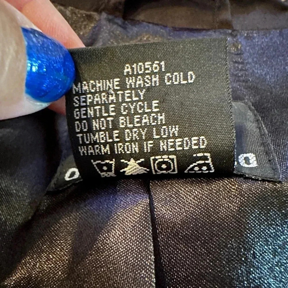 Dennis by Dennis Basso white/black ruffled hem coat W’s size S - Picture 10 of 12